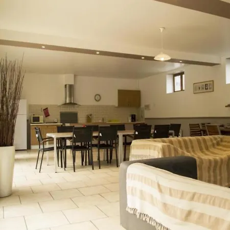 House Ferme Des Tilleuls 1 * 菲耶讷